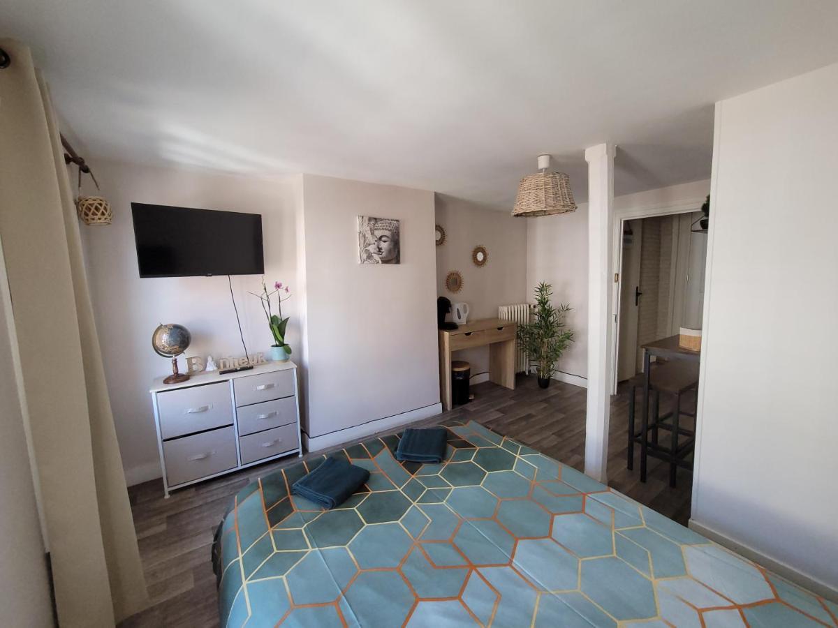 Chambre Independante Au Relais Normand Cormeilles  Εξωτερικό φωτογραφία
